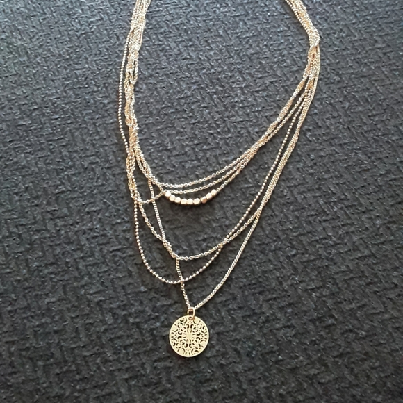 Forever 21 Necklace - Picture 2 of 3